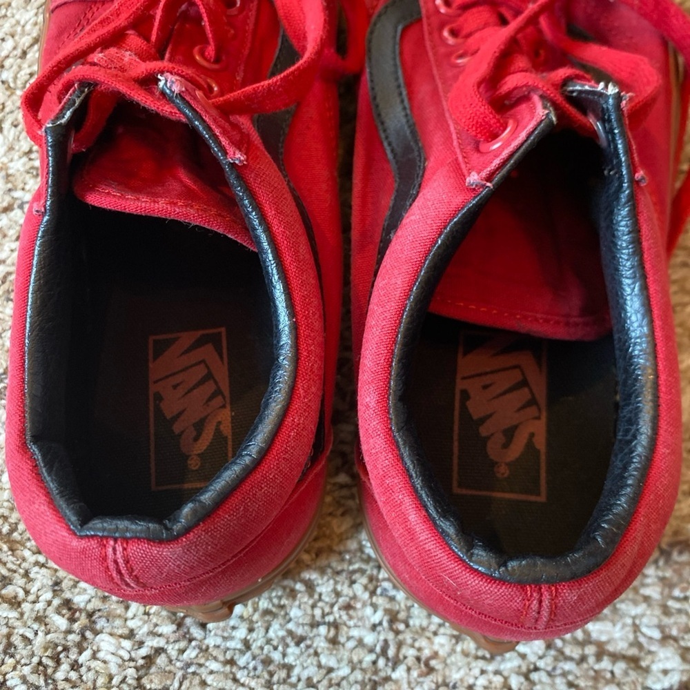 Vans Old Skool Red Gum Bottoms Mens Size 8 Womens Size 9.5 - Picture 5 of 6
